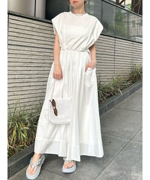 美品♡定価3.7万　フリリードッキングチュニックワンピース　白 emmi ワンピース 「ONLINE限定カラーあり」フレンチスリーブドッキング