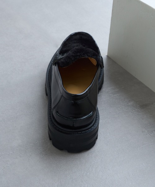 ARTESANOS（アルテサノス） ローファー 「ARTESANOS」ファー付き厚底