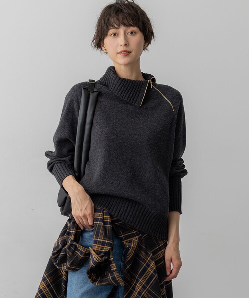 極美品　ボイルドウールコンビ ジップ タートルニット　2025AW 現行デザイン ニット セーター ボイルドウールコンビ ジップ タートルニット