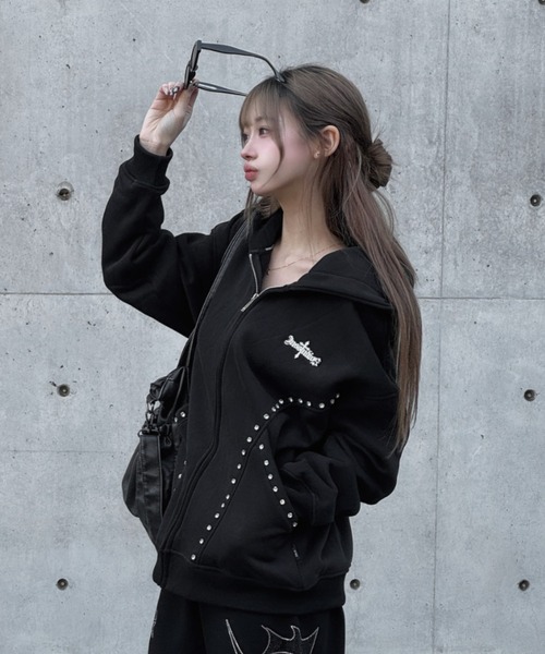 KsG パーカー ラインスタッズロゴフーディー レディース メンズ