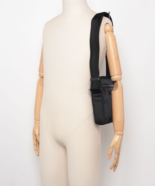 BOSS（HUGO BOSS） ショルダーバッグ BOSS Catch 3.0 NS Zip ボス