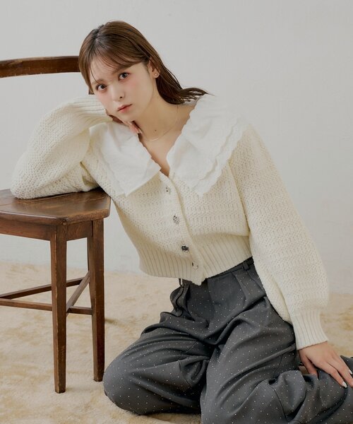 フリルデザインデニムカーディガン Ada. カーディガン フリルカラーホックデザイン ニットカーディガン