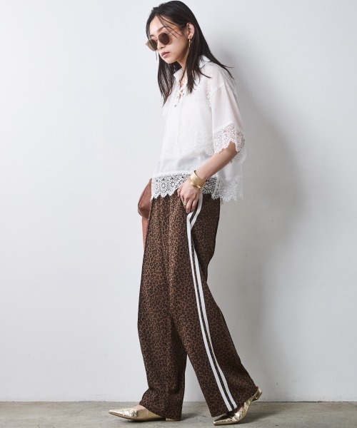 ワイドパンツ パンツ レオパードトラックパンツ「大きいサイズ有」シックスタイル レディースの画像