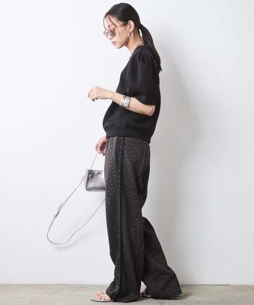 ワイドパンツ パンツ レオパードトラックパンツ「大きいサイズ有」シックスタイル レディースの画像