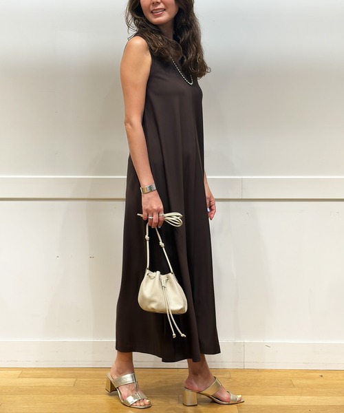 ワンピース BANANA REPUBLIC FACTORY STORE　　日本限定 ノースリーブ ニット マキシ トラペーズ ワンピースの画像
