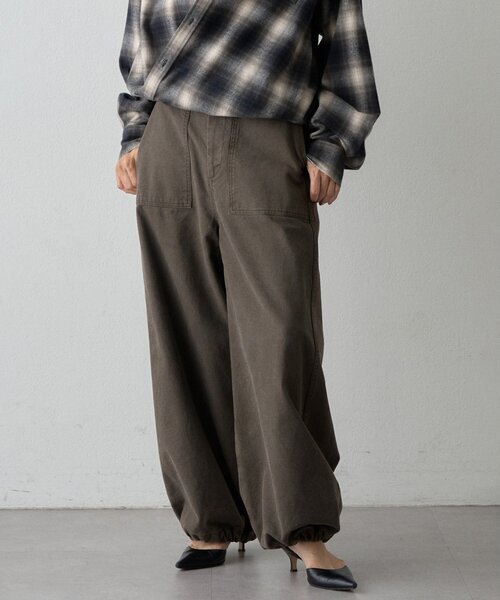 Whim Gazette ペイントタックワイド パンツ 36 Whim Gazette（ウィム ガゼット） ワイドパンツ パンツ ダックベイカー