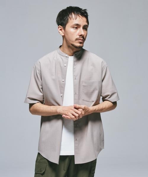 タグ付き『UR TECH』バンドカラーシャツ　ベージュ URBAN RESEARCH DOORS（アーバンリサーチドアーズ）の「『UR