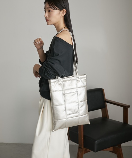 【A4収納可能】3way BAG／シルバーキルティング DAY CLOSET トートバッグ 「A4収納可」2WAYぷっくりキルティング