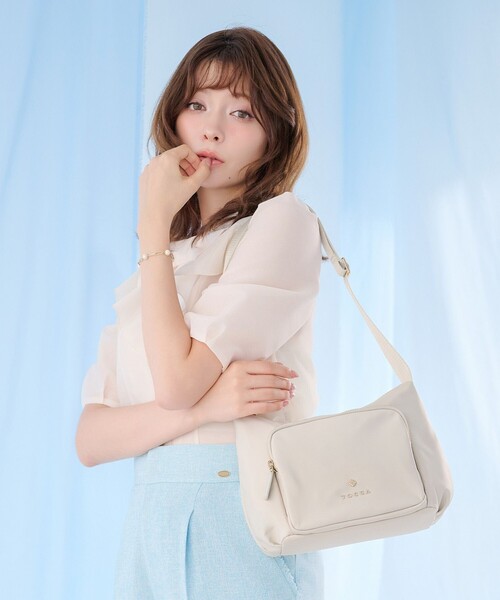 TOCCA（トッカ） ショルダーバッグ バッグ OPENING SENSE NYLONBAG