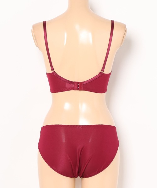 Sanei ブラジャー ショーツセット 「美谷間＆丸胸を叶える！ナチュ盛り