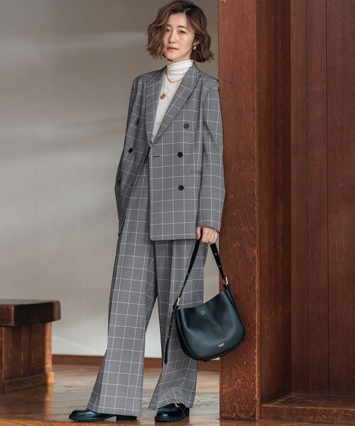 値下げ 美品 23区 ニジュウサンク ジャケット 柔らか素材 大きいサイズ 48 23区（ニジュウサンク） テーラードジャケット 44 グレー レディース