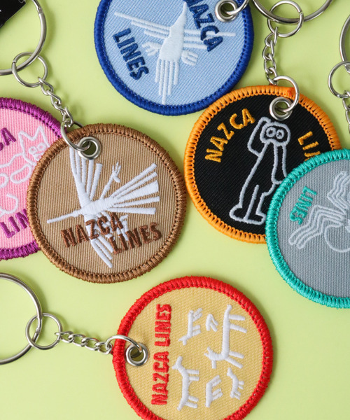 キーホルダー ナスカ ワッペン 蓄光糸刺繍キーホルダー : ZOZOTOWN