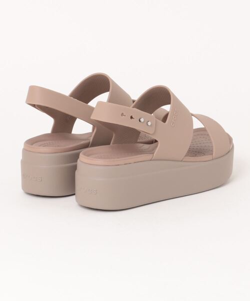[CROCS] BROOKLYN LOW WEDGE 女性用サンダル crocs クロックス サンダル CROCS ブルックリンロウ ウェッジ