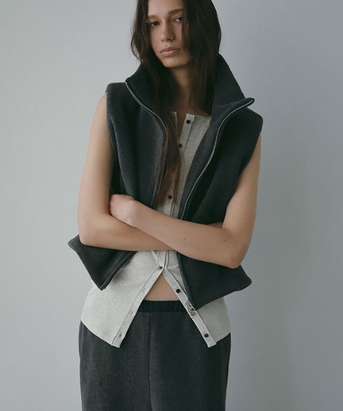 ETRE TOKYO（エトレトウキョウ） ベスト ジレ コンパクトフリース