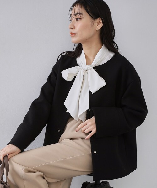 新品・タグ付き メルシーボークー グレー ノーカラージャケット 羽織風 ウールシルクシャークスキン 1釦ノーカラージャケット(71113805-2024