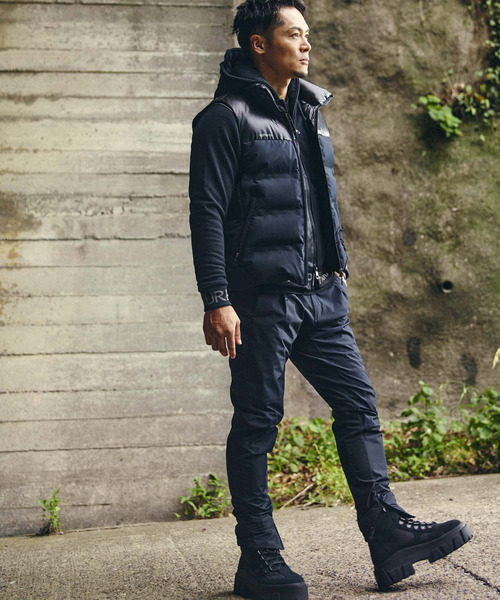 1PIU1UGUALE3 RELAX 「1PIU1UGUALE3 RELAX 」 ダウンベスト M ネイビー