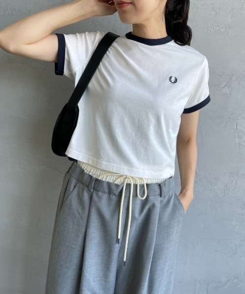 tシャツ 「FRED PERRY/フレッドペリー」 クロップド丈 ショートスリーブリンガーTシャツ レディースの画像