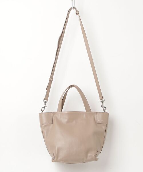 IACUCCI ベージュ レザー ケース IACUCCI（イアクッチ） 2WAYバッグ - ベージュ レディース : ZOZOTOWN