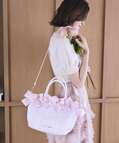 Maison de FLEUR（メゾンドフルール） トートバッグ ローズボリューム