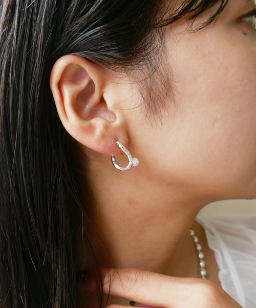 ピアス LESS 3WAYパールチェーンピアス レディース メンズの画像