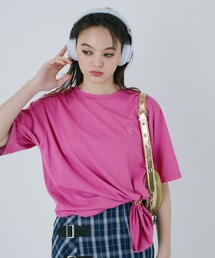 TINA：JOJUN tシャツ ユニセックス エンブレム付きTシャツ