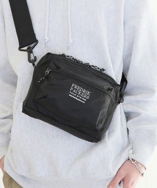 FREDRIK PACKERS（フレドリックパッカーズ） ショルダーバッグ