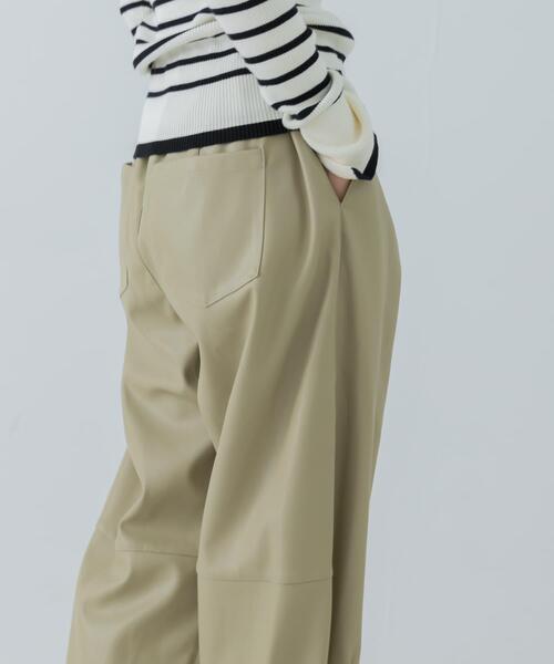 URBAN RESEARCH（アーバンリサーチ） パンツ レザーライクコクーン