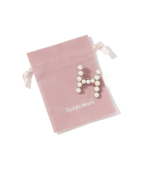 ブローチ (Sea’ds mara)Alphabet brooch H レディースの画像