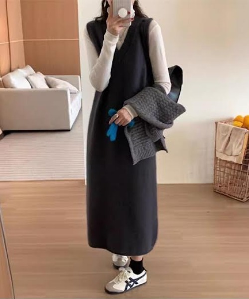 未使用　ノースリーブＶネックニットワンピース　S ネイビー cammie ワンピース Vネックノースリーブワンピース : ZOZOTOWN Yahoo