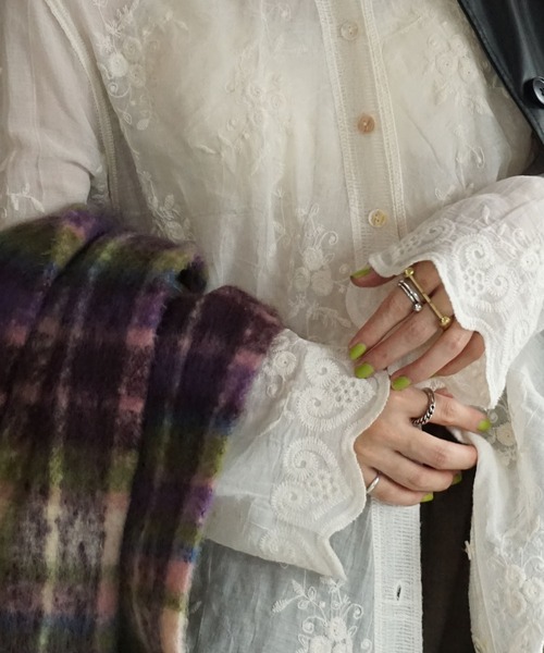 ブラウス シャツ セミシアー フラワー刺繍シャツ chw25a077 レディースの画像