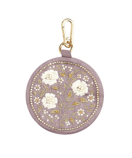 ポーチ ハンドメイド フラワーモチーフ 北欧風 花模様 刺繍キーポーチ