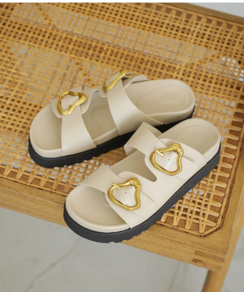 Piedi Nudi（ピエディヌーディ） サンダル 「MIIYOU」変形バックル