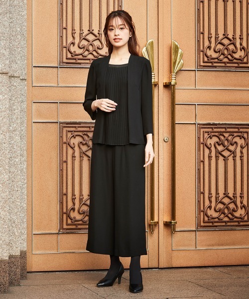 ニッセン セットアップ 「喪服・礼服」洗える防しわ重ね着風フロント  