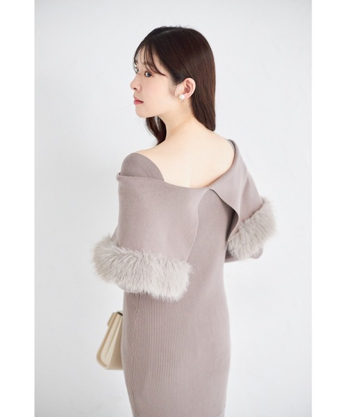 【稀少/コレクション着】LIMI feu リブニット ケープワンピース グレー tocco closet（トッコ クローゼット） ワンピース ケープファー付き