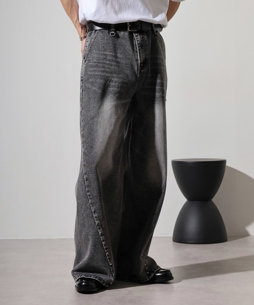 REGIEVO（レジエボ） ジーンズ Studded wide baggy denim pants
