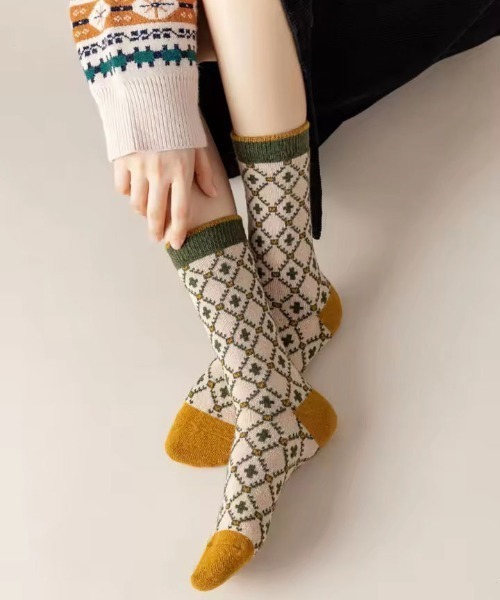 靴下 「 ammy. / エイミードット 」 レトロカラー ノルディック ジャガード ソックス レディース | ブランド登録なし