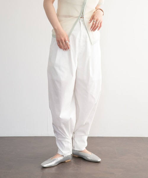 「KBF」 パンツ ONE オフホワイト レディース_画像2