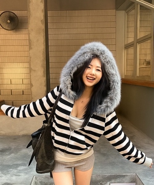 DIAVEL tシャツ 「25秋冬新作」ファーフード付きボーダージップ