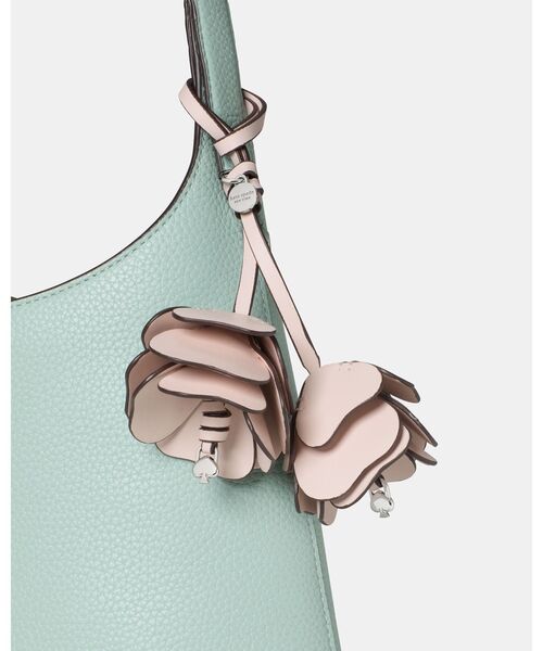 【美品】kate spade 2WAY トートバック ショルダー 花柄 チャーム kate spade NEW YORK（ケイト・スペード ニューヨーク） キーホルダー