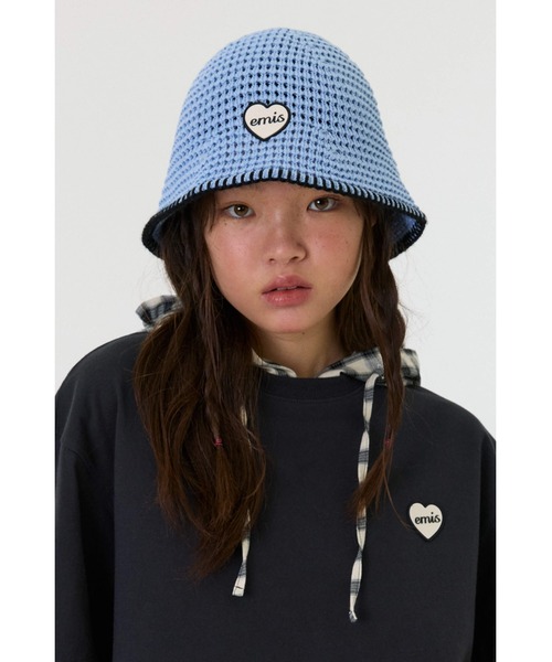 emis キャップ 帽子 HEART RUBBER PATCH KNIT BUCKET HAT レディース