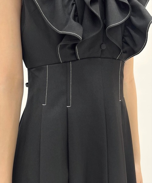 黒のフリル付きひざ丈ワンピース WILLSELECTION（ウィルセレクション） ワンピース ナローリボン