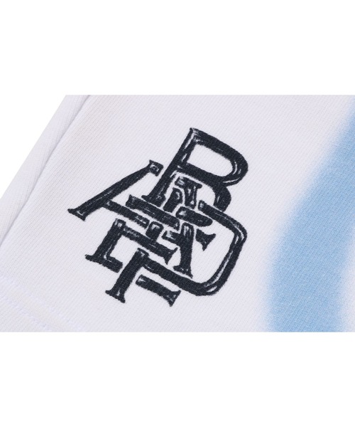 パンツ HEAVY WASH HAND DRAW FOOTBALL LOGO RELAXED FIT SWEAT SHORTS メンズの画像