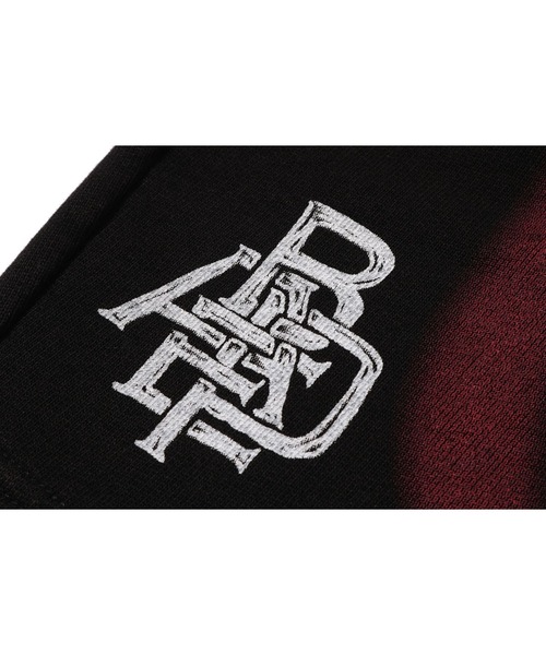 パンツ HEAVY WASH HAND DRAW FOOTBALL LOGO RELAXED FIT SWEAT SHORTS メンズの画像