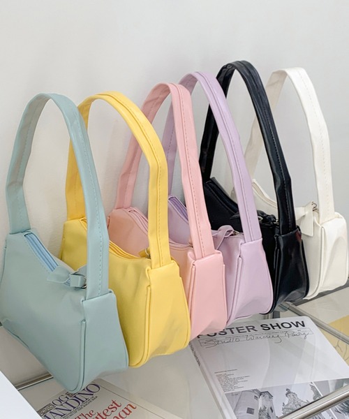 cream creme トートバッグ エナメル レザーカラー ショルダーバッグ