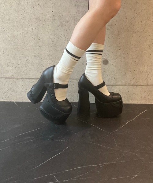 Charla Tedrick パンプス チャンキーヒール メリージェーンパンプス