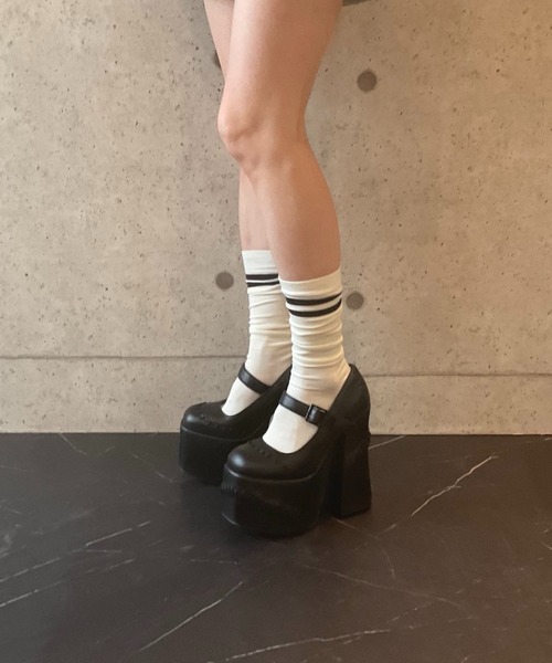 Charla Tedrick パンプス チャンキーヒール メリージェーンパンプス
