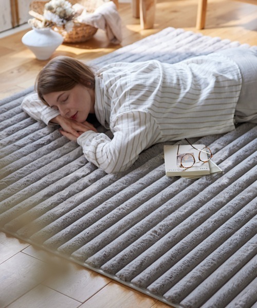 ラグ ラグマット モコモコ デザインラグ ストライプ ラビットファー調