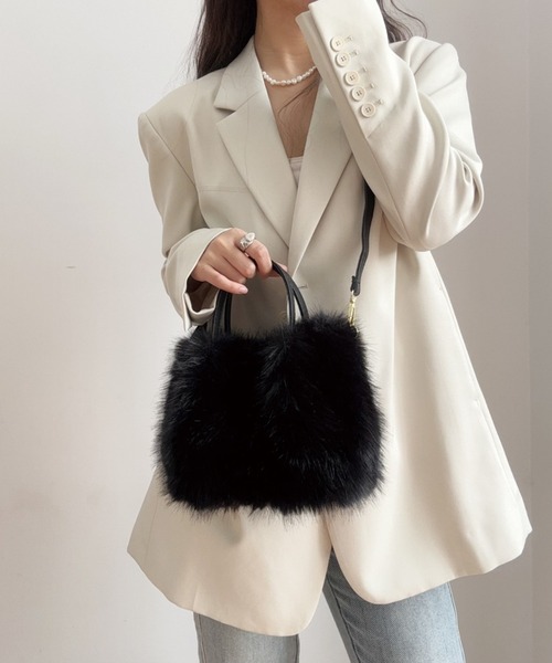 SALE❗️可愛い❗️ファーショルダーバッグ CLEA ショルダーバッグ バッグ 2WAYフェイクファーショルダーバッグ