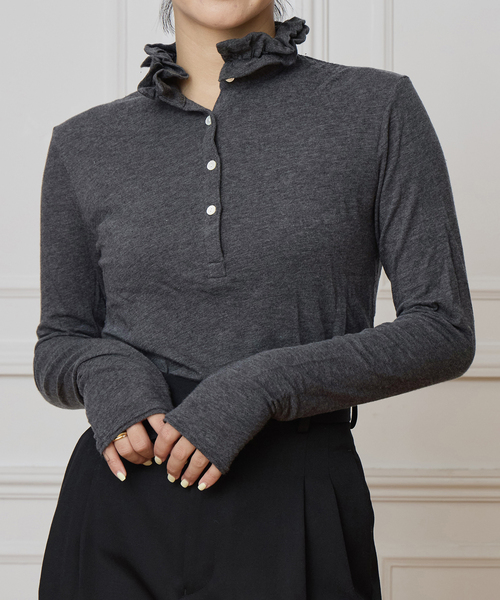 未使用　IENA アトリエフランセ　ヘンリーネックトップス　ブラック IENA LA BOUCLE（イエナラブークル） tシャツ 「追加」IENA LA BOUCLE