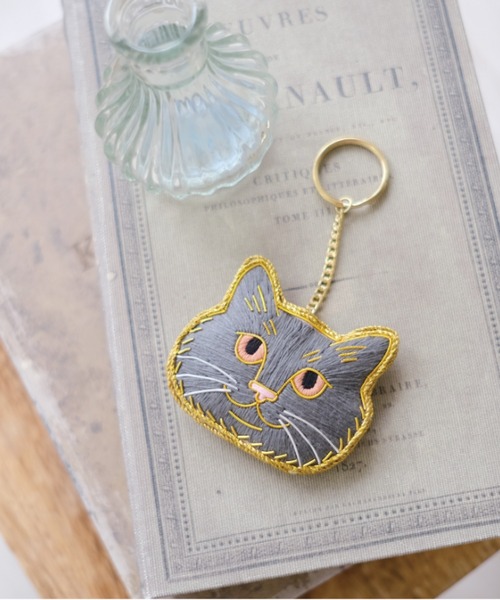 キーホルダー 「Nyatelier/ニャトリエ」ハンドメイド 刺繍 猫